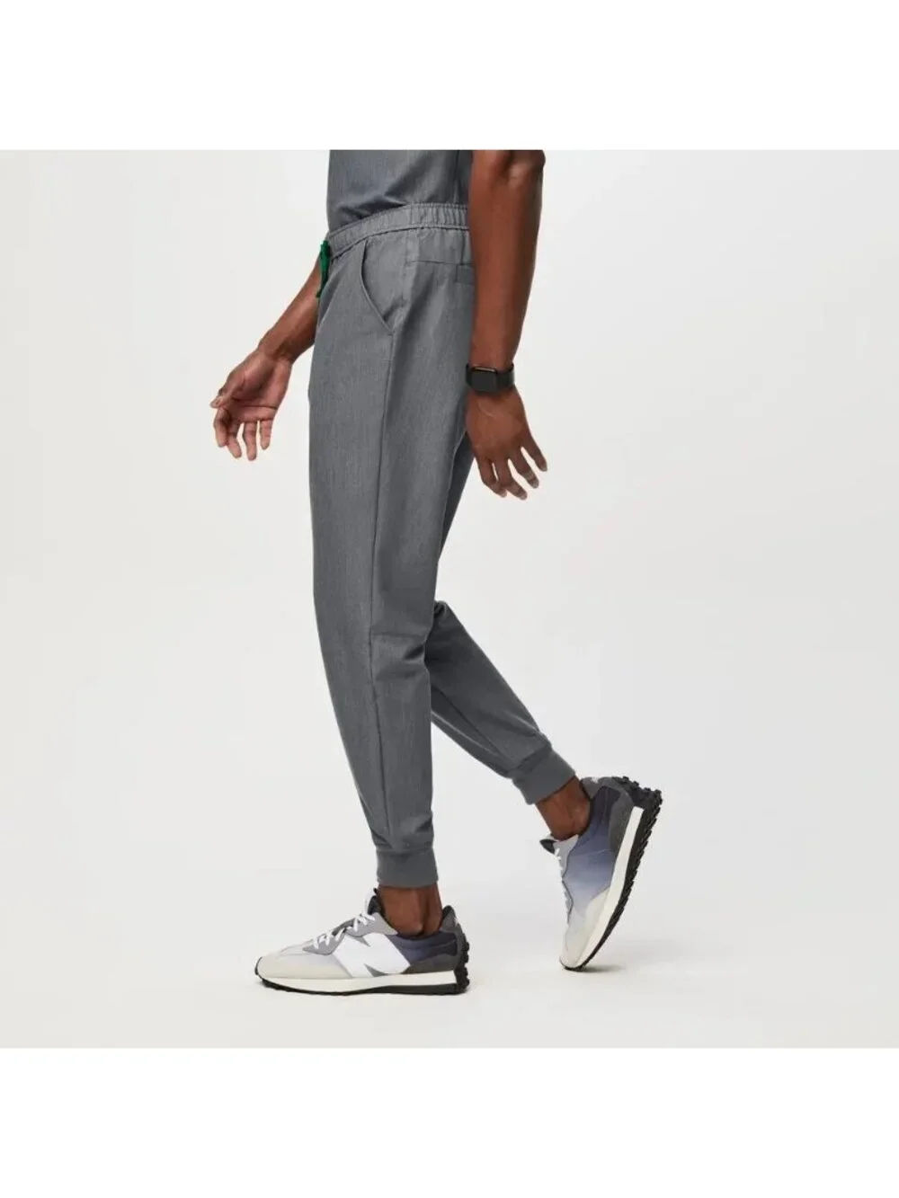 Figs Men Size XL Tansen Jogger Scrub Slim Fit Pant & Leon Scrub Top Set Graphite